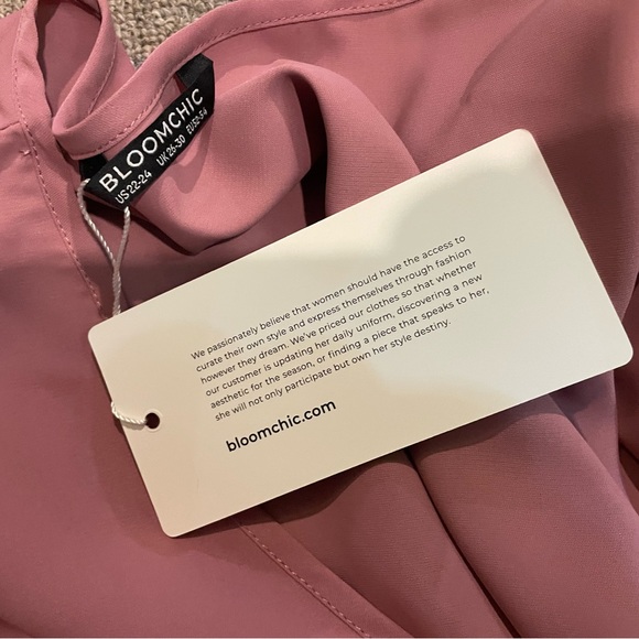 Women’s Plus Size Blouse (22-24 ) - Picture 4 of 7